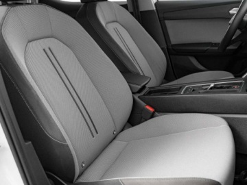 Seat Leon IV Hatchback 1.5 eTSI (MHEV) 150KM 2023 Seat Leon 1.5 TSI DSG Podgrz.f I kier Cz.cof, zdjęcie 29