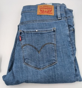 KARTON BOX MIX ABC Tommy Jeans, Levi's 23szt.