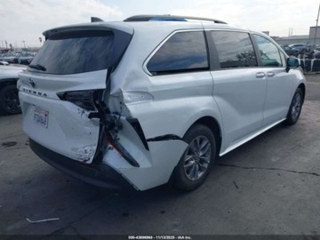 Toyota Sienna III 2025 Toyota Sienna XLE, od ubezpieczalni 2.5 Hybryda 245KM, zdjęcie 8