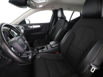 Volvo XC40 Crossover 2.0 T4 190KM 2018 Volvo XC 40 2.0T4 Automat Momentum Nawigacja, zdjęcie 12