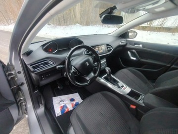 Peugeot 308 II Hatchback 5d 1.2 PureTech 130KM 2017 Peugeot 308 T9 1.2 Benzyna 131KM, zdjęcie 36