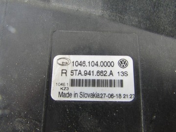 HALOGEN PRAVÝ VW TOURAN 2015 -5TA941662A TMAVÝ