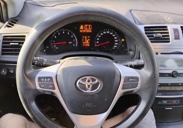 Toyota Avensis III Sedan Facelifting 1.8 Valvematic 147KM 2012 Toyota Avensis 2012r, 1.8 LPG. Uszkodzony przod. Jezdzi. 1.8 BenzynaLPG, zdjęcie 11