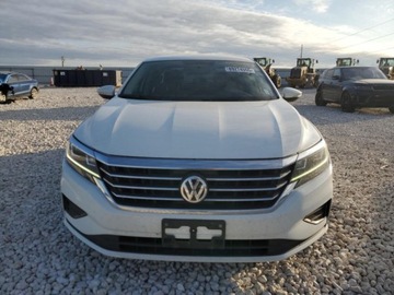 Volkswagen Passat B8 2020 Volkswagen Passat VOLKSWAGEN PASSAT S 2020 2.0 Benzyna 110KM, zdjęcie 4