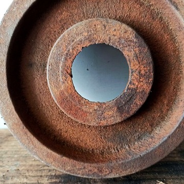 Stare koło żeliwne pełne 16 cm koła stolik loft industrial PRL DIY