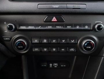 Kia Sportage IV SUV Facelifting 1.6 GDI 132KM 2018 Kia Sportage 1.6 GDI, Salon Polska, Serwis ASO, zdjęcie 12