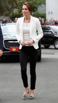 A807 ПАЛЬТО ZARA СТРУКТУРИРОВАННАЯ - L