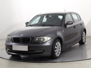 BMW Seria 1 E81/E87 Hatchback 5d E87 2.0 118d 143KM 2007 BMW 1 118d, Klima, zdjęcie 1