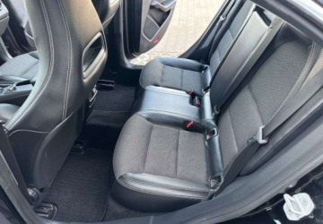 Mercedes CLA C117 Coupe 1.6 180 122KM 2014 Mercedes-Benz CLA Mercedes-Benz CLA 180 Urban 1.6 Benzyna 122KM, zdjęcie 10