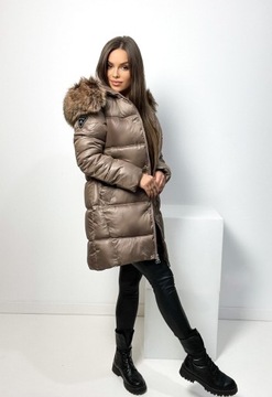 КОРОЛЕВСКОЕ ЗИМНЕЕ ПАЛЬТО С КАПЮШОНОМ И МЕХОМ L/40