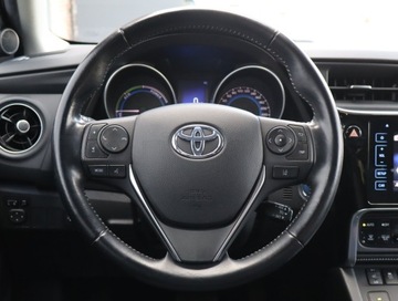 Toyota Auris II Hatchback 5d Facelifting 1.8 Hybrid 136KM 2017 Toyota Auris Hybrid, Automat, Navi, Klima, zdjęcie 14