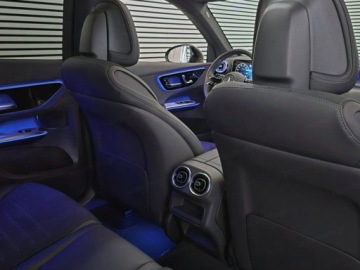 Mercedes GLC C254/X254 Coupe 2.0 300 258KM 2025 GLC Coupe 300 4-Matic AMG Line 2.0 (moc 258 KM) 2025, zdjęcie 14