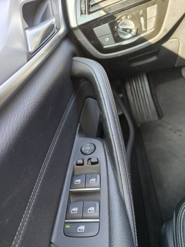 BMW Seria 5 F10-F11 Touring Facelifting 520d 190KM 2017 BMW 520 X-Drive 4x4, zdjęcie 18