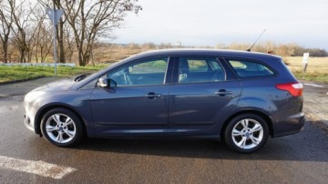 Ford Focus III Kombi 1.6 Duratorq TDCi DPF 95KM 2011 Ford Focus zarejestrowany, ubezpieczony. Gwarancja, zdjęcie 9