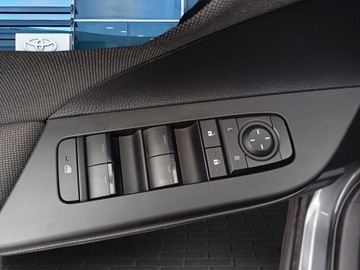 Toyota C-HR II SUV 1.8 Hybrid 140KM 2024 Toyota C-HR 1.8 Hybrid Comfort 1.8 Hybrid Comfort, zdjęcie 21