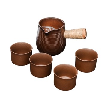 Ceramiczny czajniczek, tradycyjny chiński, z