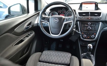 Opel Mokka I SUV 1.7 CDTI ECOTEC 130KM 2014 Opel Mokka BEZWYPADKOWE - Bogate wyposazenie - Bez korozji - dobrze utrzym, zdjęcie 4