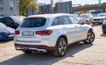 Mercedes GLC C253 2019 Mercedes-Benz GLC Mercedes-Benz Klasa GLC GLC 300 4Matic 258KM 2.0 Benzyna, zdjęcie 5