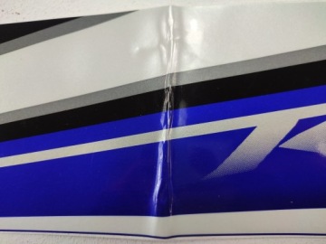 НАКЛЕЙКА НА ЛЕВУЮ СТОРОНУ YAMAHA YZF-R6 2006 2C0283914000