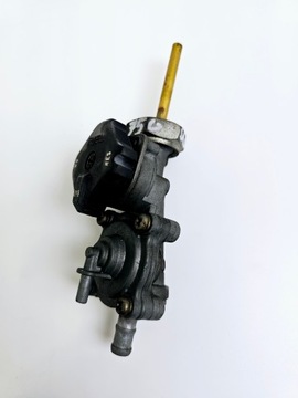 Honda VF 750 Sabre kranik paliwa