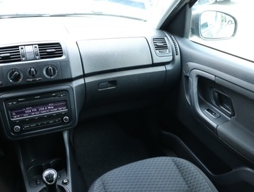 Skoda Roomster Mikrovan Facelifting 1.2 TSI 85KM 2012 Skoda Roomster 1.2 TSI, Klima, Tempomat, zdjęcie 7