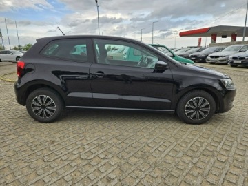 Volkswagen Polo V 2010 Volkswagen Polo 1.6 diesel 75KM, zdjęcie 16