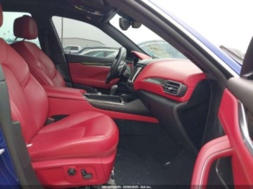 Maserati Levante 2019 Maserati Levante 3.0 s awd Benzyna 424KM, zdjęcie 10