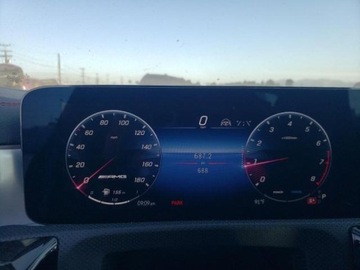 Mercedes CLA C118/X118 2024 Mercedes-Benz CLA 35 amg, 2024r., 4x4, 2.0L 2.0 Benzyna 221KM, zdjęcie 9