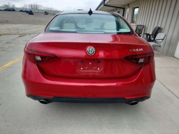 Alfa Romeo Giulia II 2019 Alfa Romeo Giulia 2019 ALFA ROMEO GIULIA TI 2.0 Benzyna 280KM, zdjęcie 5