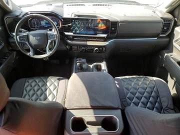 Chevrolet Silverado II 2023 Chevrolet Silverado C1500 RST 2023 5.3l 5.3 Benzyna 355KM, zdjęcie 8