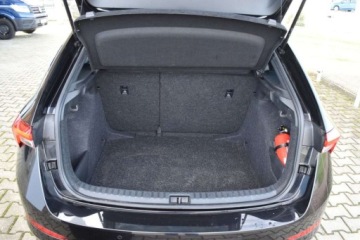 Skoda Scala Hatchback 1.0 TSI 110KM 2024 Skoda Scala SalonPL 1.0TSI 110KM Style DSGDynamicComfort17Grawancja, zdjęcie 37