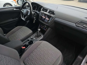 Volkswagen Tiguan II SUV Facelifting 2.0 TDI 200KM 2020 Volkswagen Tiguan 4x4, HAK, Webasto, Panorama, FullLED Matrix, VAT 23 2.0, zdjęcie 13