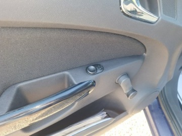 Opel Corsa D Hatchback 1.0 Twinport ecoFLEX 60KM 2009 Opel Corsa Nowy rozrząd,auto bez wkładu, zdjęcie 19