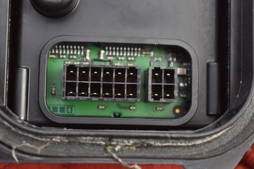 MODUL ZÁHYB XENON PRAVÝ VW PASSAT B6 06R