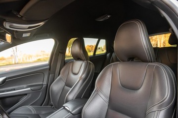 Volvo V60 I Kombi Facelifting 2.0 D2 DRIVE-E 120KM 2018 VOLVO V60 2.0 D2 120PS Lift Serwis Navi Skóry Biała Perła Piękny Gwarancja!, zdjęcie 10