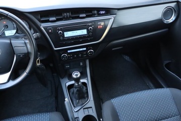Toyota Auris II Touring Sports D-4D 90 90KM 2014 Toyota Auris 1.4 D-4D, Salon Polska, Serwis ASO, zdjęcie 7