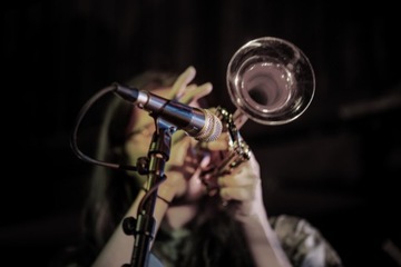 Shure Beta 57A Динамический микрофон Инструментальный микрофон