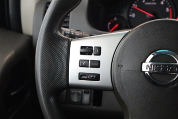 Nissan Navara IV 2015 Nissan Navara 2.5 DCi, 4X4, Klima, zdjęcie 16