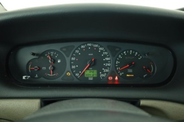 Citroen C5 I Hatchback 2.0i 16V 136KM 2004 Citroen C5 2.0 16V, Salon Polska, GAZ, HAK, Klima, zdjęcie 7