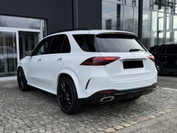 Mercedes GLE V167 SUV Facelifting 2.0 300d 269KM 2025 MERCEDES-BENZ GLE 300 d 4-Matic AMG Line 2.0 (269KM) 2025, zdjęcie 5