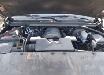 Chevrolet Suburban GMT900 2020 Chevrolet Suburban 2020, 5.3L, LT, od ubezpieczalni 5.3 Benzyna 355KM, zdjęcie 13