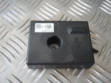 BMW X5 F15 4.0D WZMACNIACZ ANTENA 9230911