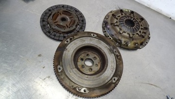 SPRZĘGŁO KPL TOYOTA YARIS II 1.3 31250-0D091