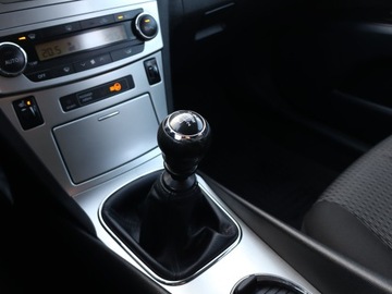 Toyota Avensis III Wagon Facelifting 1.8 Valvematic 147KM 2013 Toyota Avensis 1.8 Valvematic, Klima, Klimatronic, zdjęcie 12