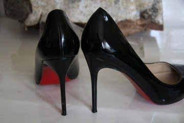 CHRISTIAN LOUBOUTIN - ROZ.40/26CM