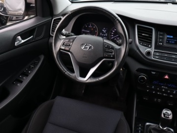 Hyundai Tucson III SUV 1.7 CRDI 115KM 2016 Hyundai Tucson 1.7 CRDi, Salon Polska, Klima, zdjęcie 6
