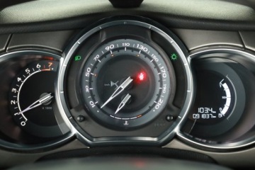 DS 3 Hatchback Facelifting 2016 1.2 PureTech 130KM 2016 DS 3 1.2 PureTech, Salon Polska, Serwis ASO, zdjęcie 7