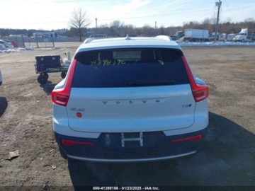 Volvo XC40 2022 Volvo XC 40 T5 Inscription 2022 2.0l 2.0 Benzyna 248KM, zdjęcie 3