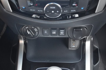 Nissan Navara 2016 NISSAN NAVARA Krajowy 100% Bezwypadkowy I Właściciel Serwisowany, zdjęcie 31