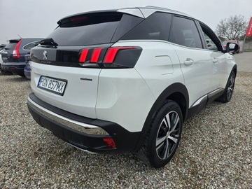 Peugeot 3008 II Crossover 1.2 PureTech 130KM 2017 Peugeot 3008 1.2 130 Benz NAVI Full LED, zdjęcie 9